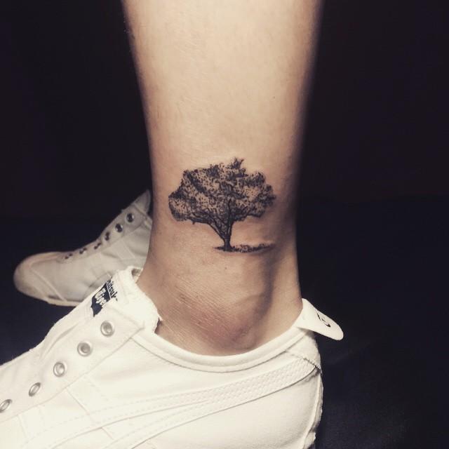 tatuaggio albero  19